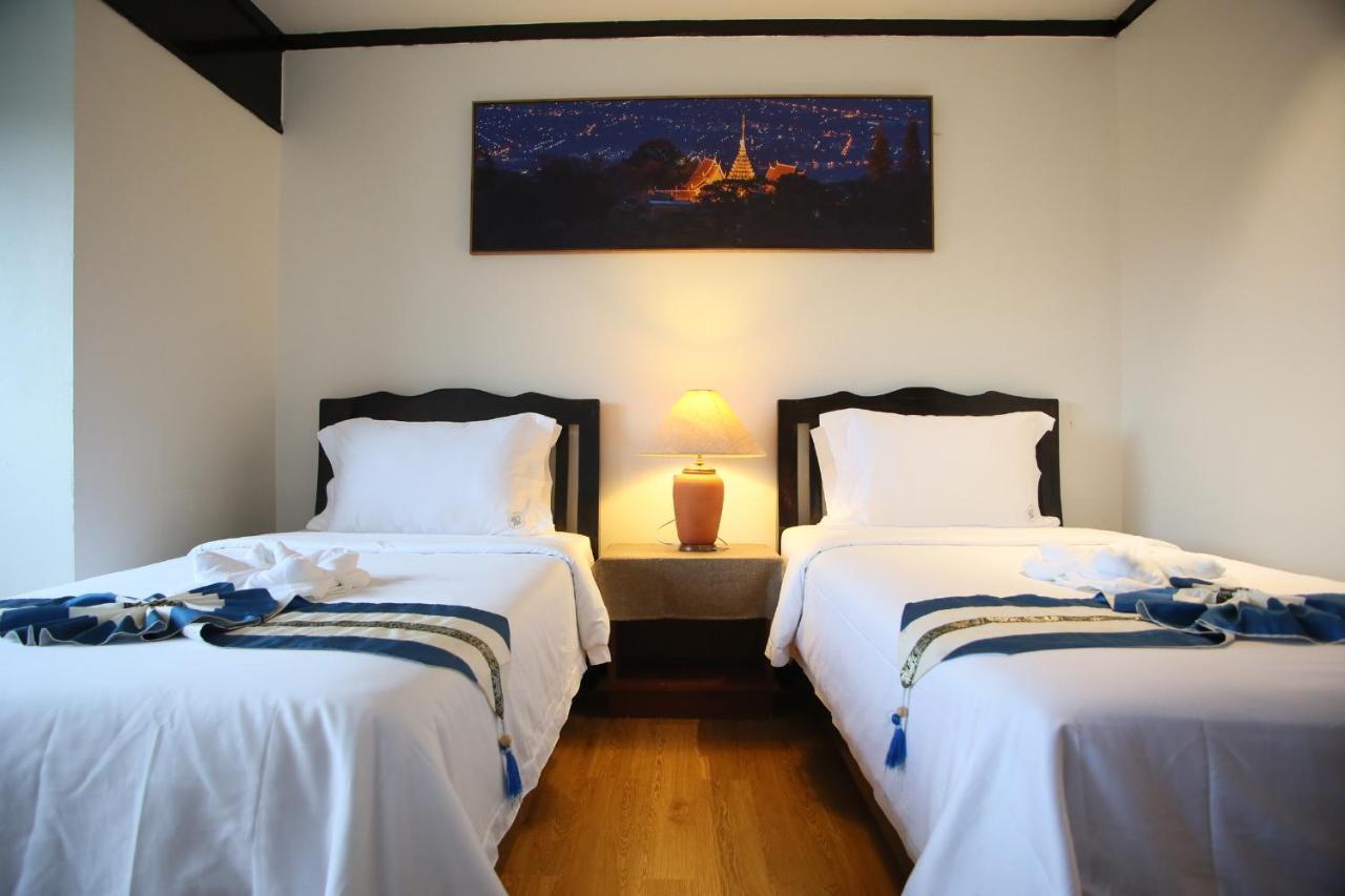 Thapaeplacehotel Chiang Mai Buitenkant foto