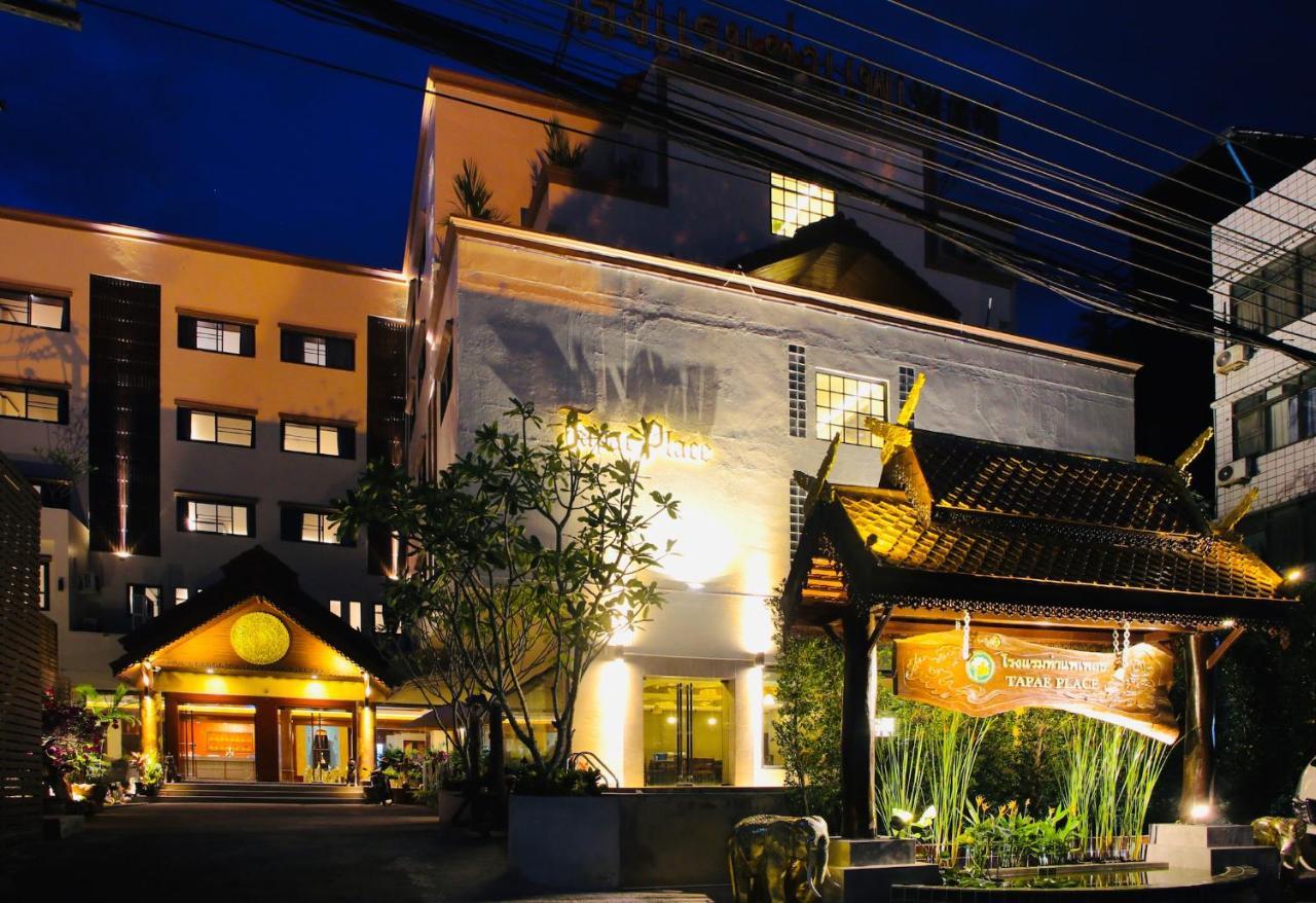 Thapaeplacehotel Chiang Mai Buitenkant foto