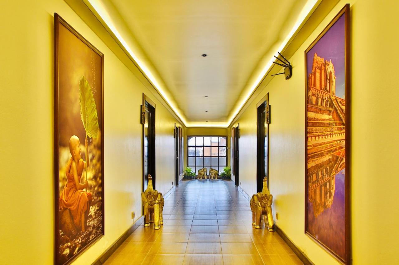 Thapaeplacehotel Chiang Mai Buitenkant foto